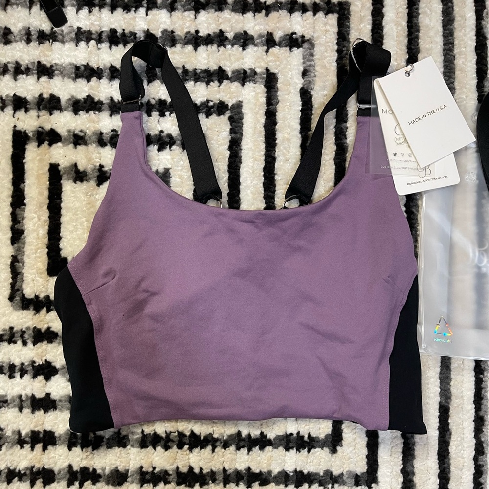 Bombshell Sportswear banded sports bra in violet frost size XL NWT